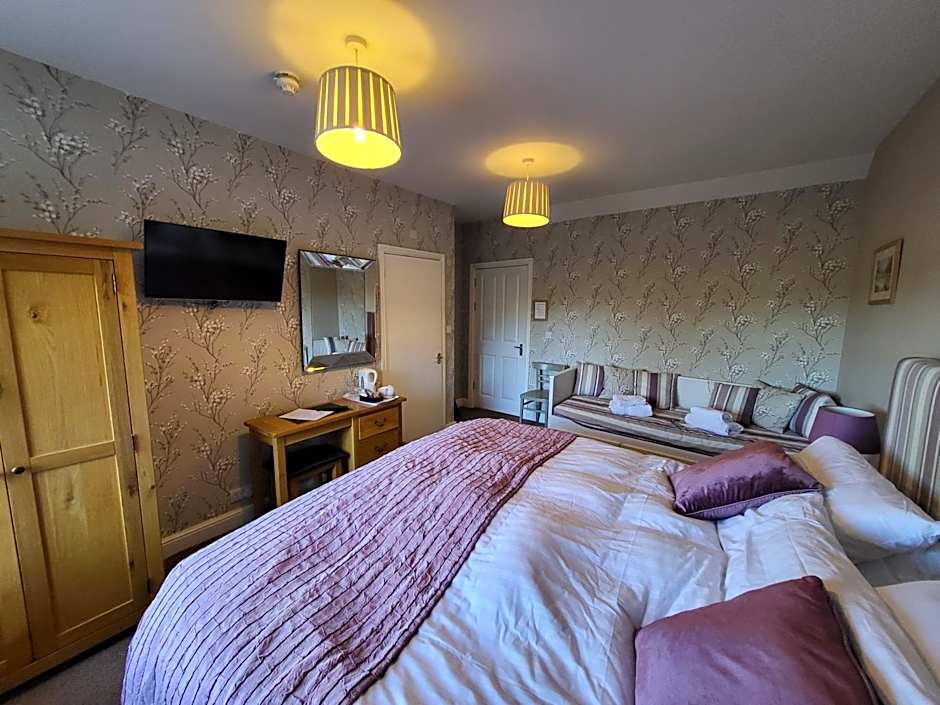 The Manifold Inn Hotel