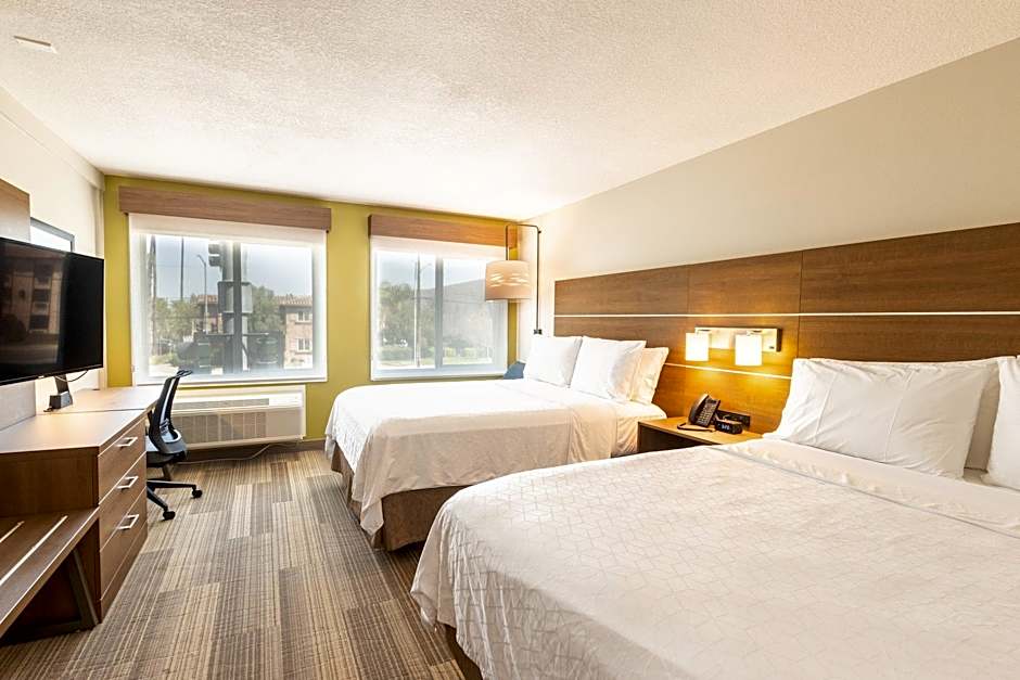 Holiday Inn Express Anaheim West By IHG