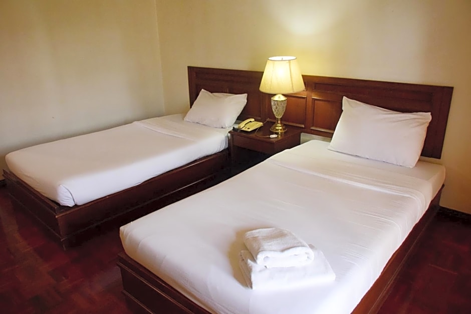 Puangpen Villa Hotel