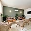 Hotel Elefantino Grey - Free Brunch & Breakfast Until 13-00 - Vicinissimi a Mirabilandia