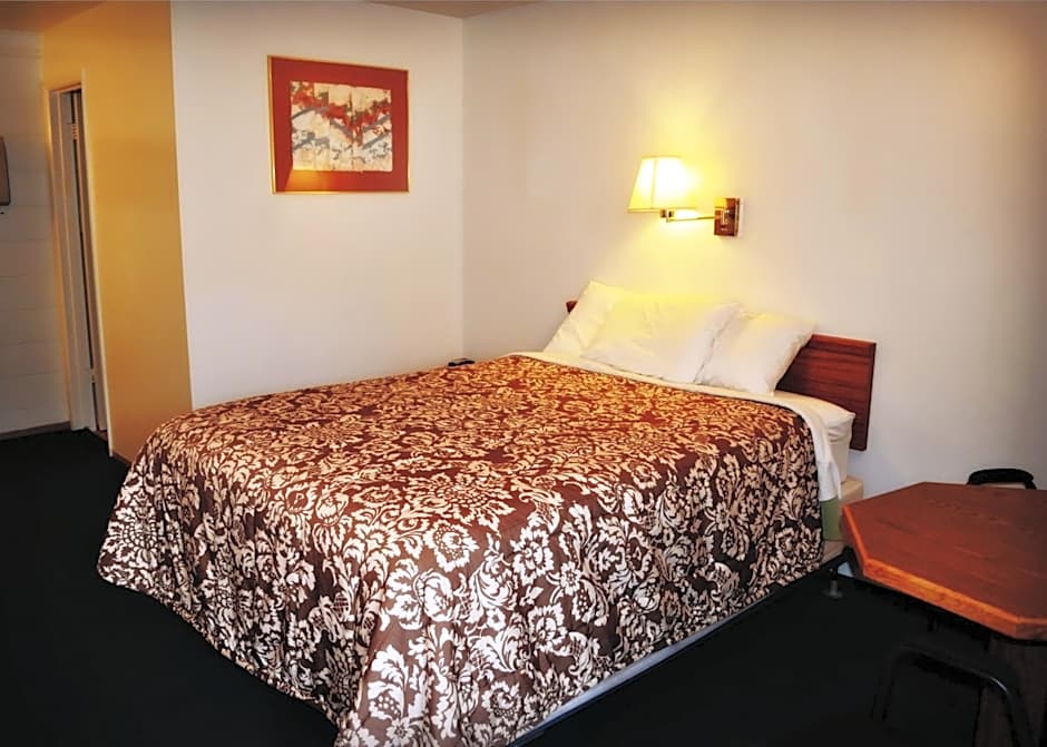 Town House Motel