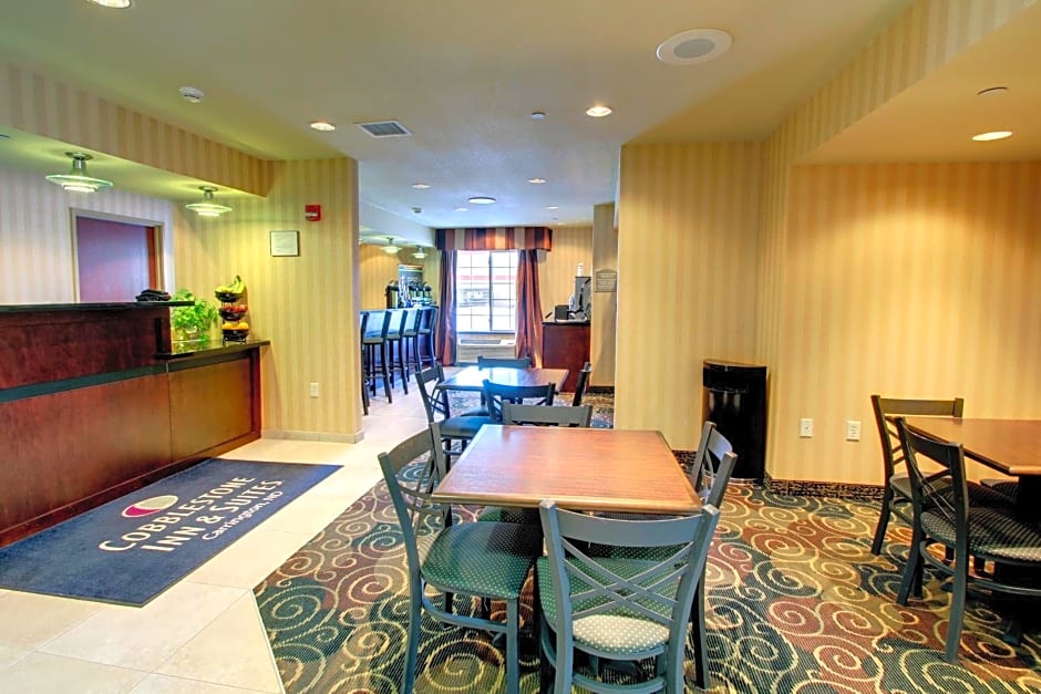 Cobblestone Inn & Suites - Carrington