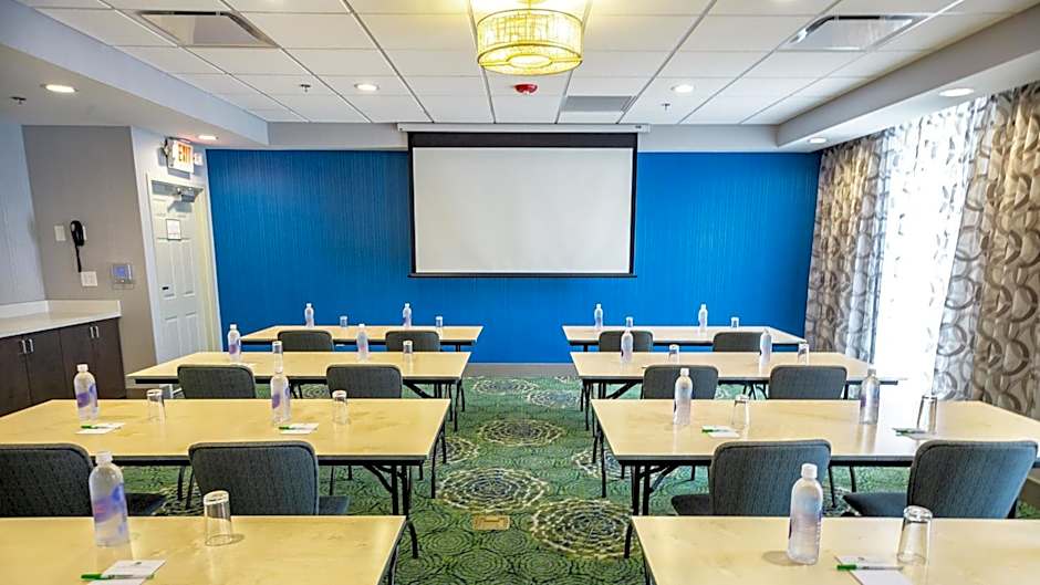 Holiday Inn Knoxville N - Merchant Drive By IHG