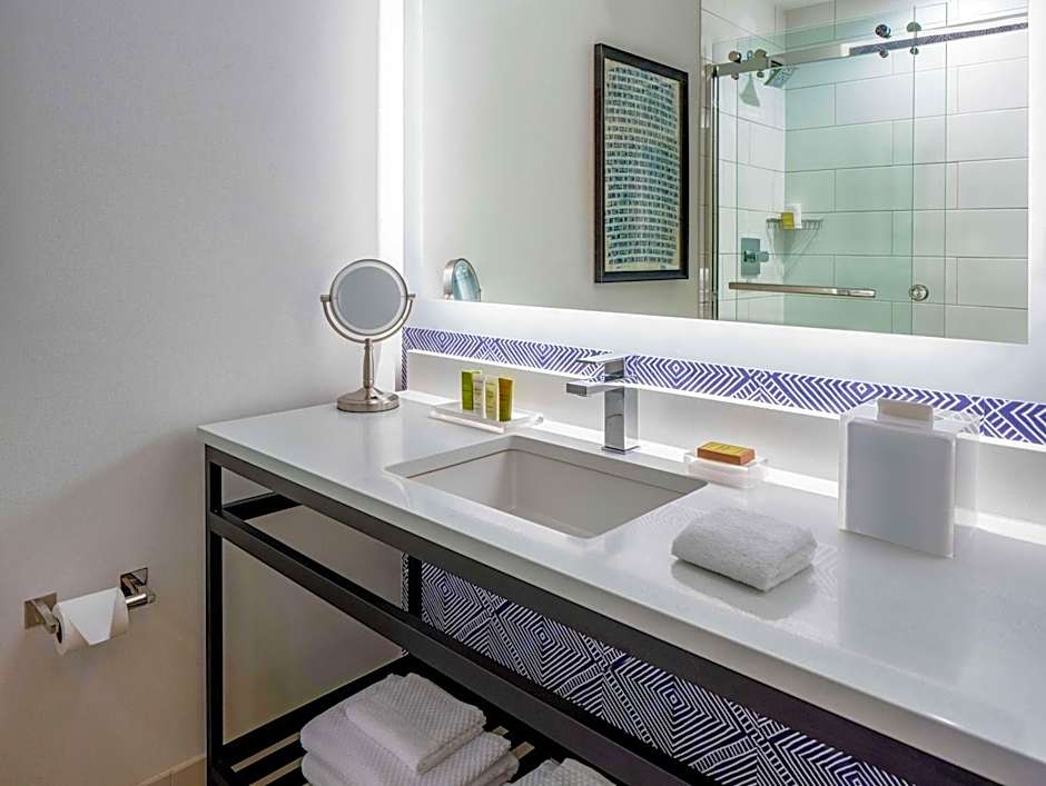 Hilton Richmond Downtown