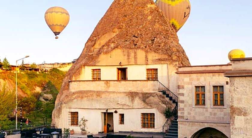 Cave Hotel Saksagan