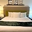 Pictured Rocks Inn and Suites