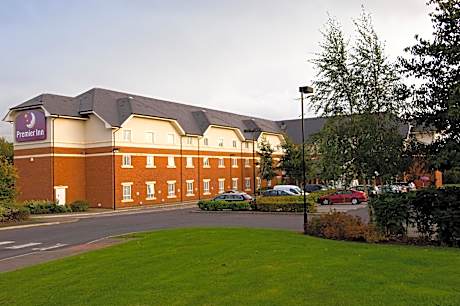 Premier Inn Warrington - M6/J21