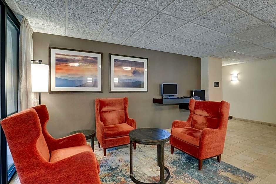 DRURY INN & SUITES CHARLOTTE UNIVERSITY PLACE