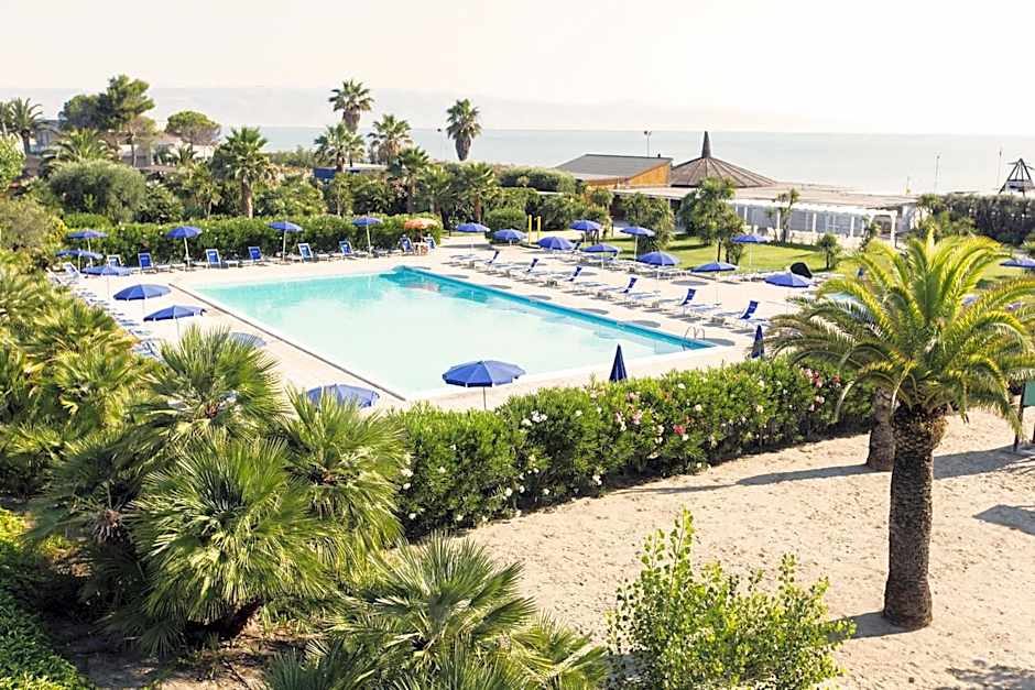 African Beach Hotel-Residence