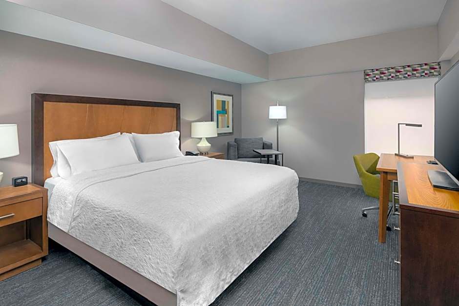 Hampton Inn By Hilton And Suites Clayton/St Louis-Galleria Area