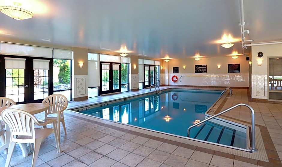 Hampton Inn & Suites by Hilton Laval