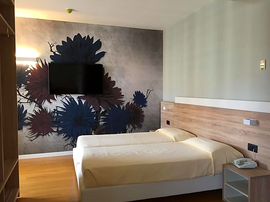 Hotel Italy