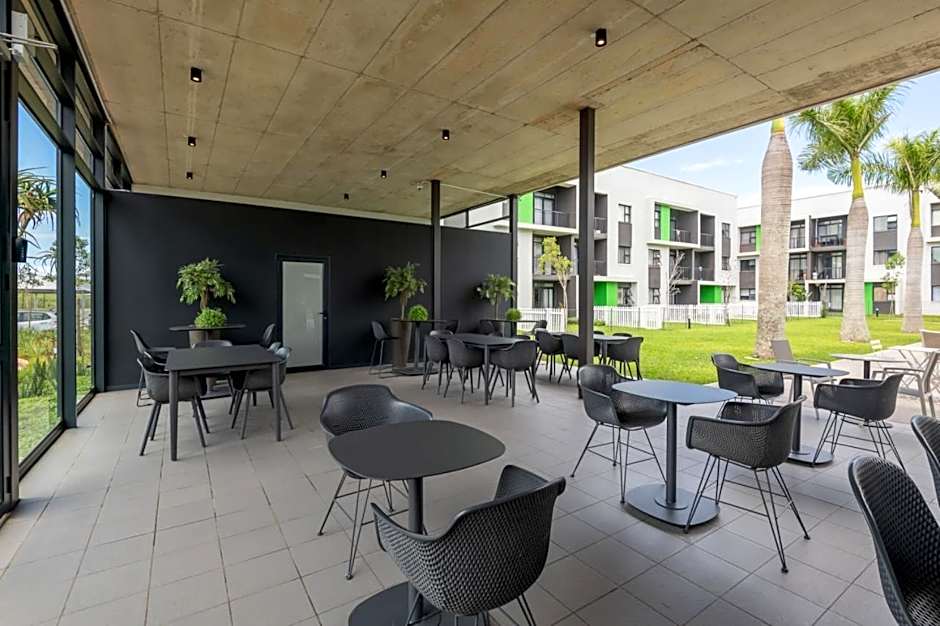 Lux Garden Ballito Groves 1101