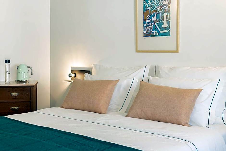 Covelo - The Original Rooms and Suites