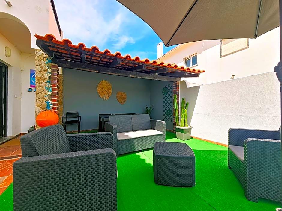 Baleal Classic Waves Guest House