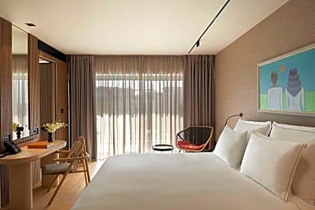 Suite with City View