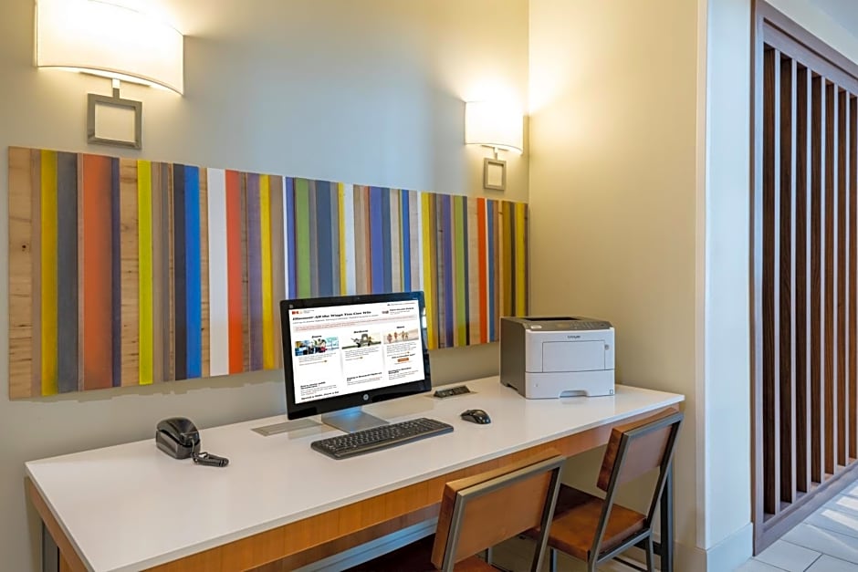 Holiday Inn Express Hotels & Suites Washington-North Saint George, an IHG Hotel