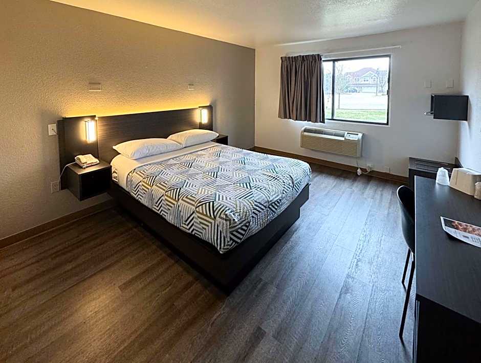 Motel 6-Glenview, IL - Chicago North