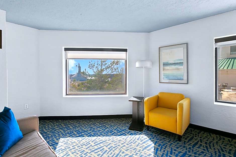 Mulberry, a Wyndham Hotel