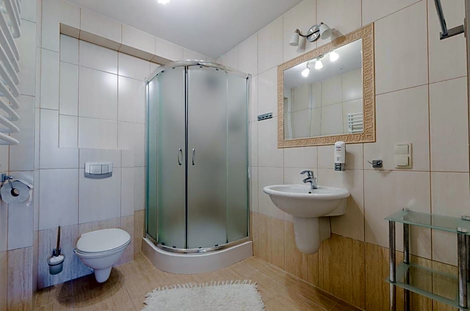 Willa Mycyny oraz domki