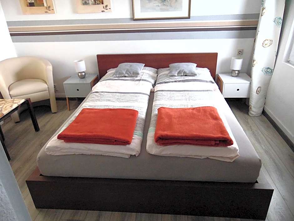 Hotel Garni "Adria"