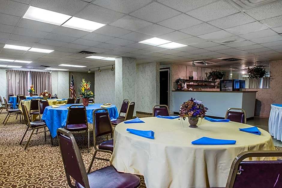 Quality Inn & Suites Fairview - Erie