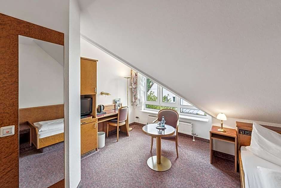 NEU Apart-Hotel Kraut 24-7 Check In Nähe Messe-Airport