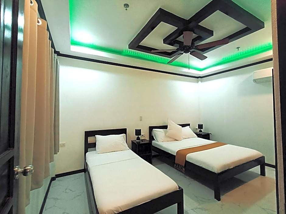 Hotel Oasis Port Barton