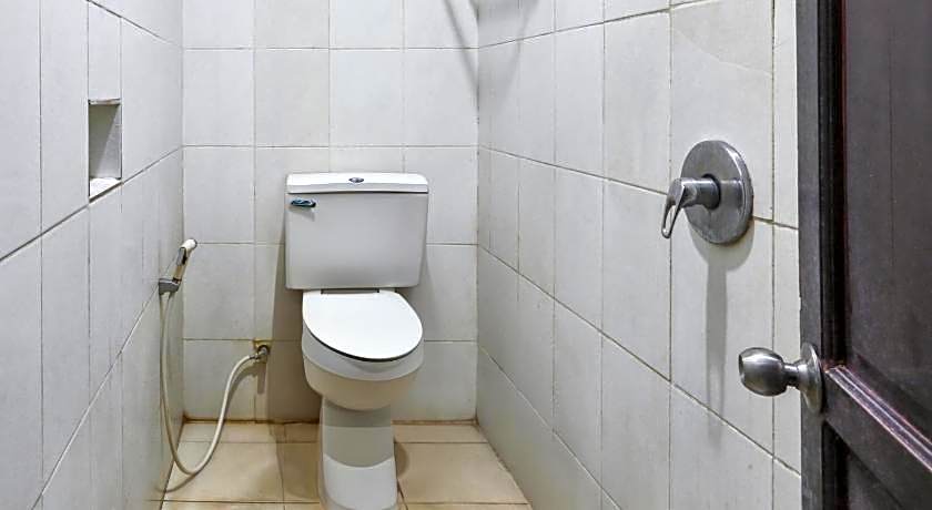 Collection O 93163 Hotel Grand Kartika