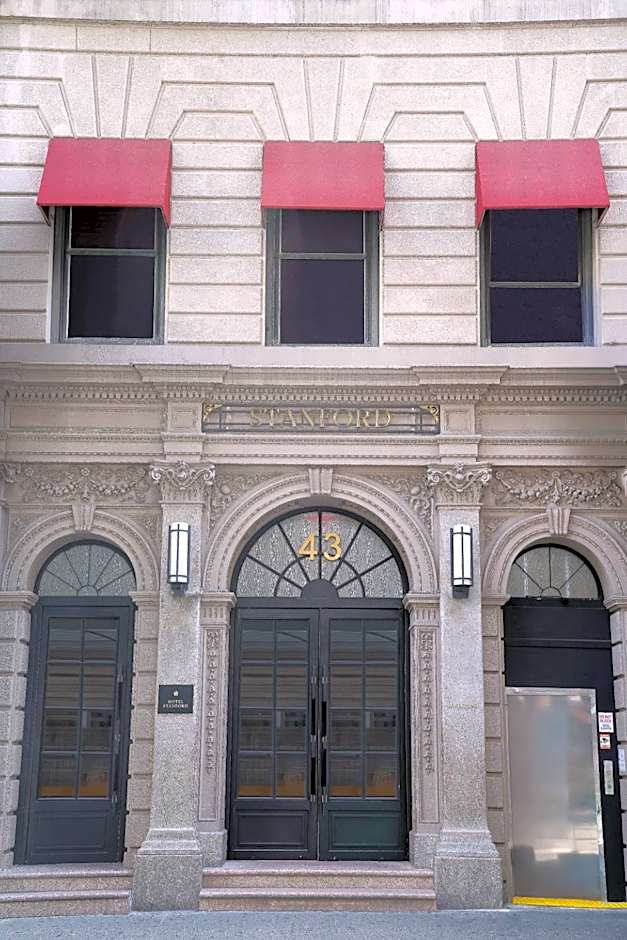 Hotel Stanford