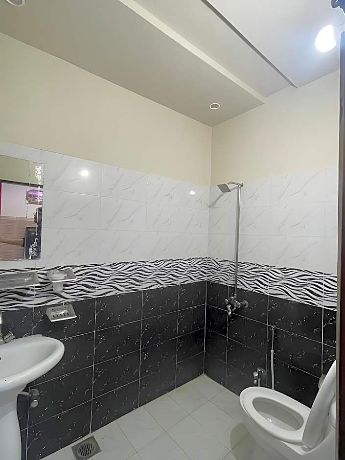Makkah Tower Hotel – Lahore, WI
