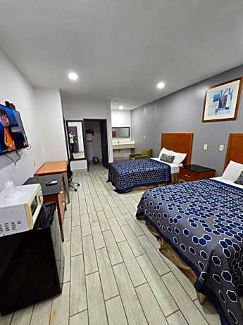 Standard Room with Two Double Beds