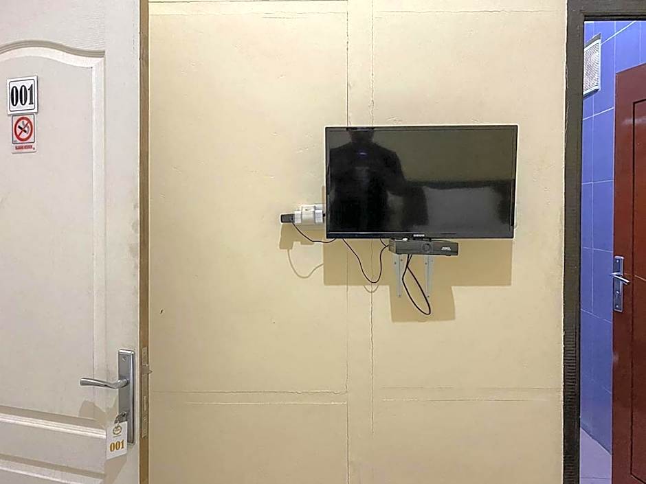 RedDoorz @ Merauke City Center