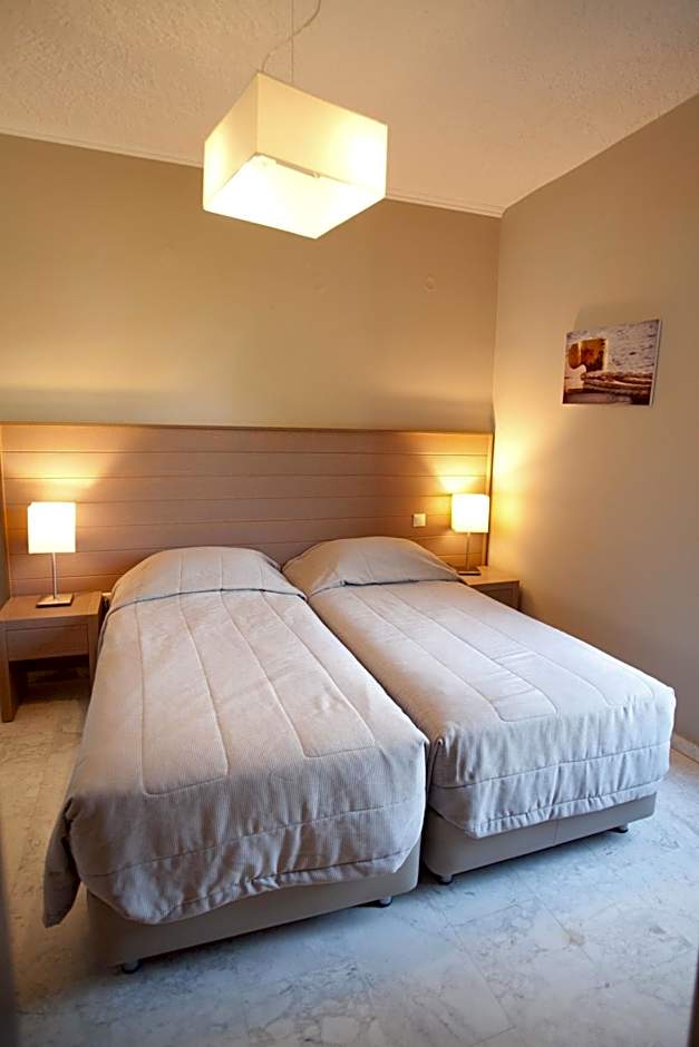 Kalydna Island Hotel