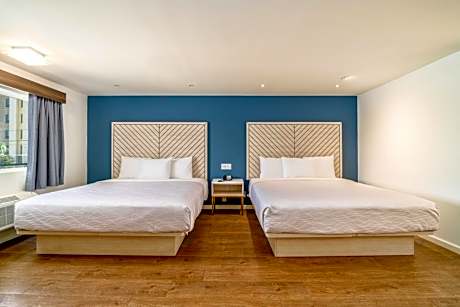 Queen Room with Two Queen Beds