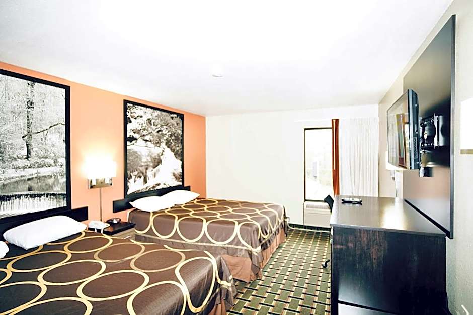 Super 8 by Wyndham Crossville TN