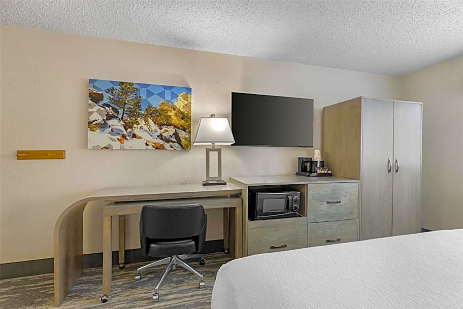 Best Western Alpenglo Lodge