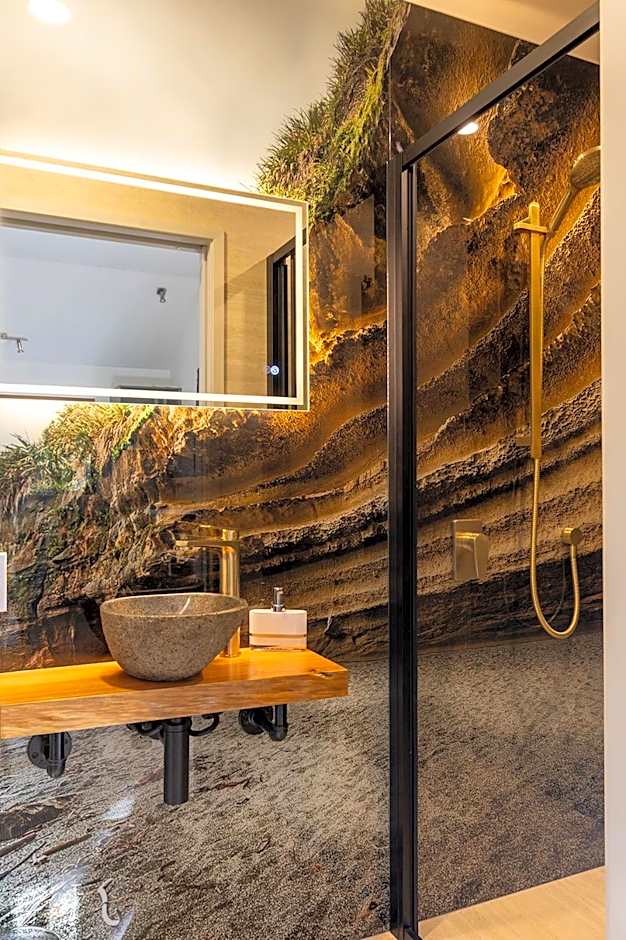 Punakaiki Treehouse Limited