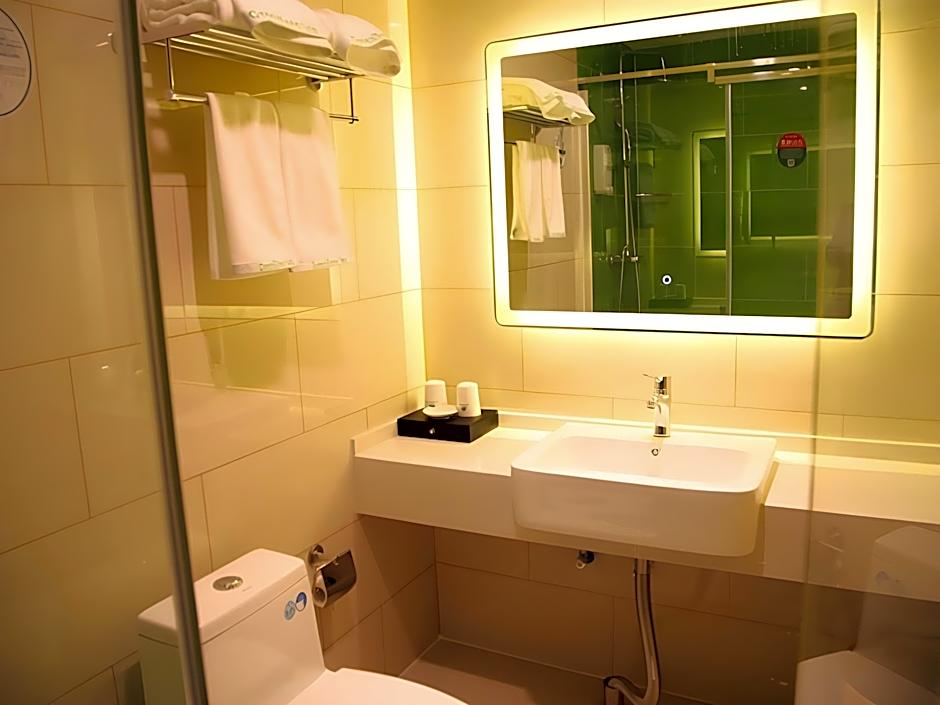 GreenTree Inn Heze Danxian Shangmaocheng Business Branch