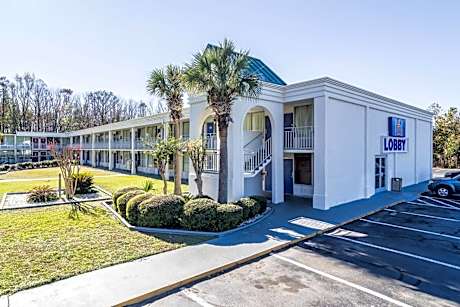 Motel 6-Townsend, GA
