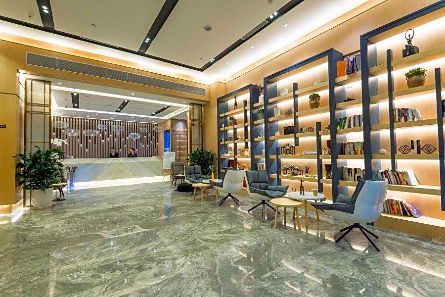 Atour Hotel Kunming Dian Lake