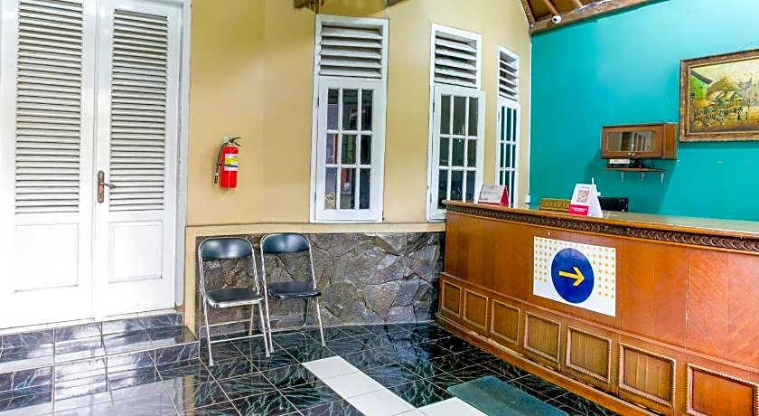 SPOT ON 2584 Hotel Karya Nunggal Asri
