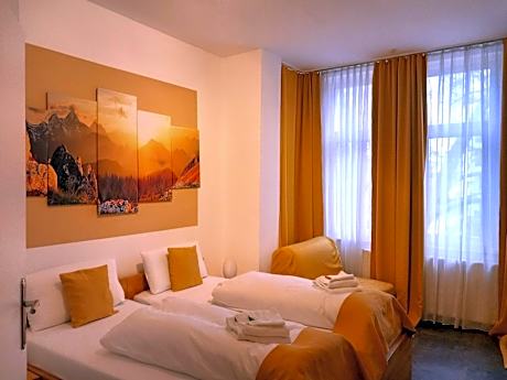 Hotel Karolinger