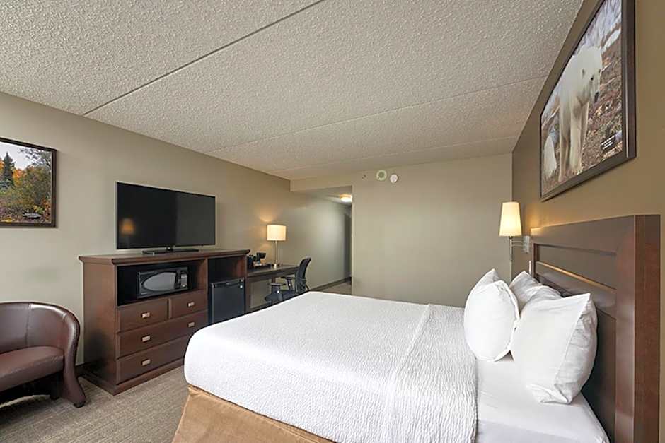 Canad Inns Destination Centre Club Regent Casino Hotel