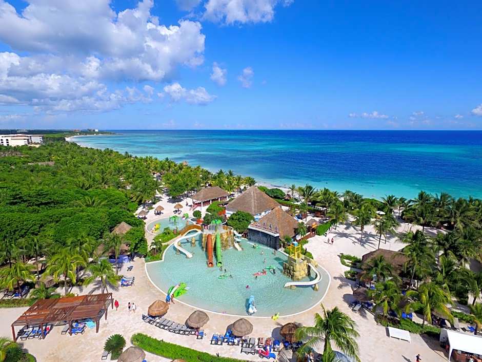 Family Selection at Grand Palladium Kantenah Resort & Spa- All Inclusive