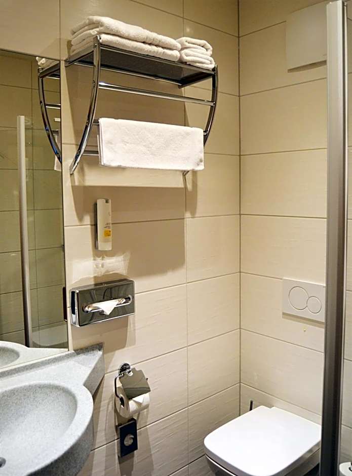 Hotel & Restaurant Waldcafe Hettstedt