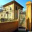 Marta Guest House