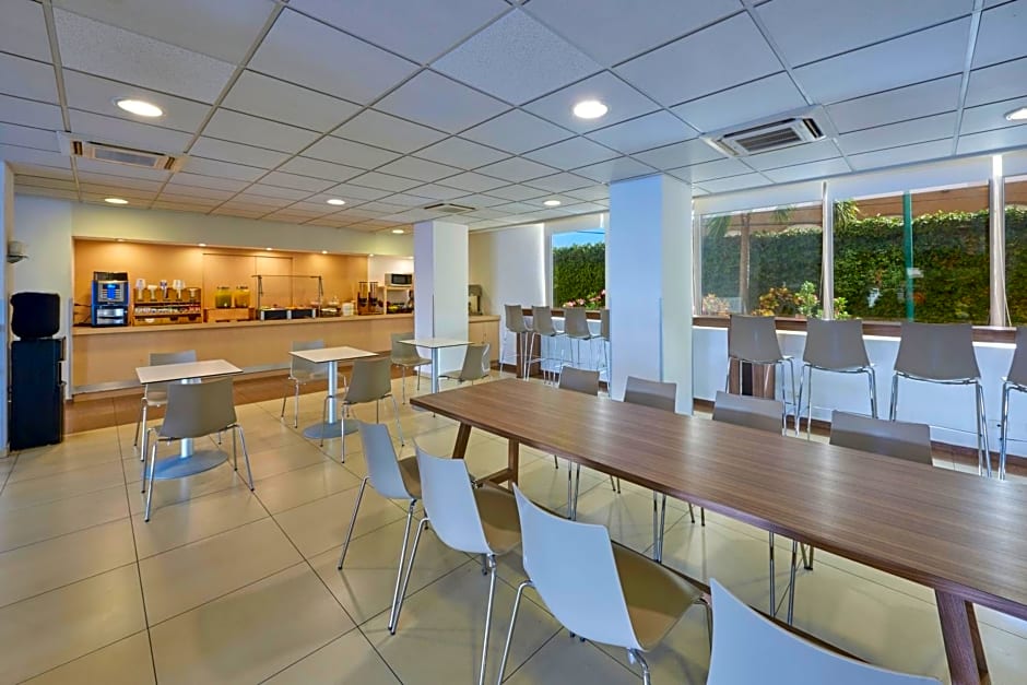 City Express by Marriott Manzanillo
