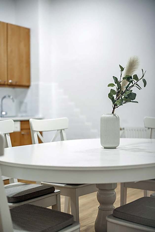 Central City Rooms by Home2