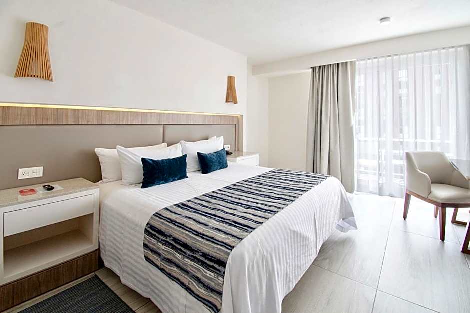 Hotel Velvet Plaza